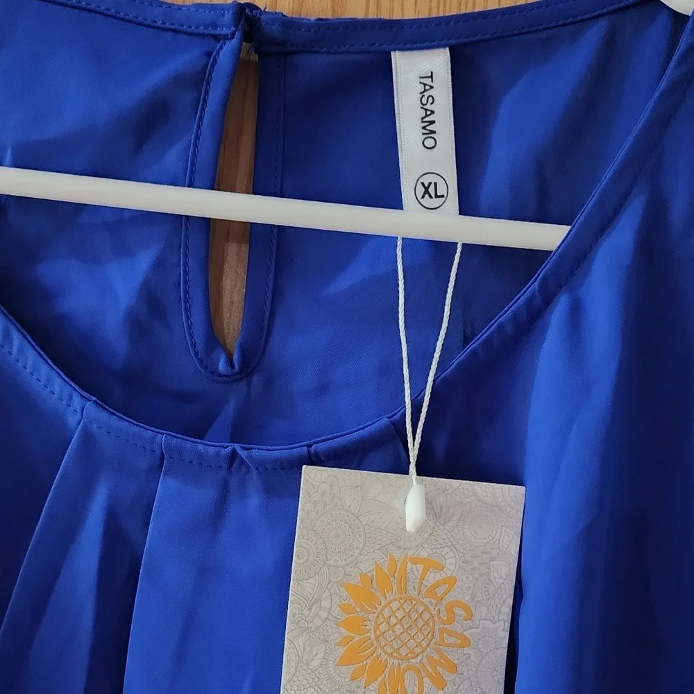 Blue Puff Sleeve Blouse with Short Sleeves - Picture 2 of 5